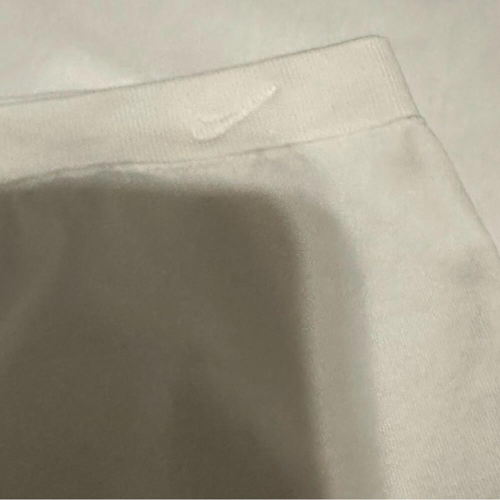 Nike Standard Seamless Shorts - Picture 4 of 6